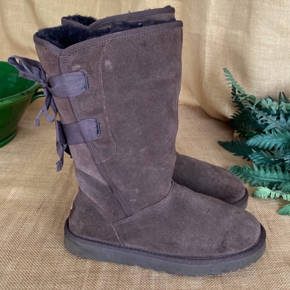 Women's Suede Boots in Brown